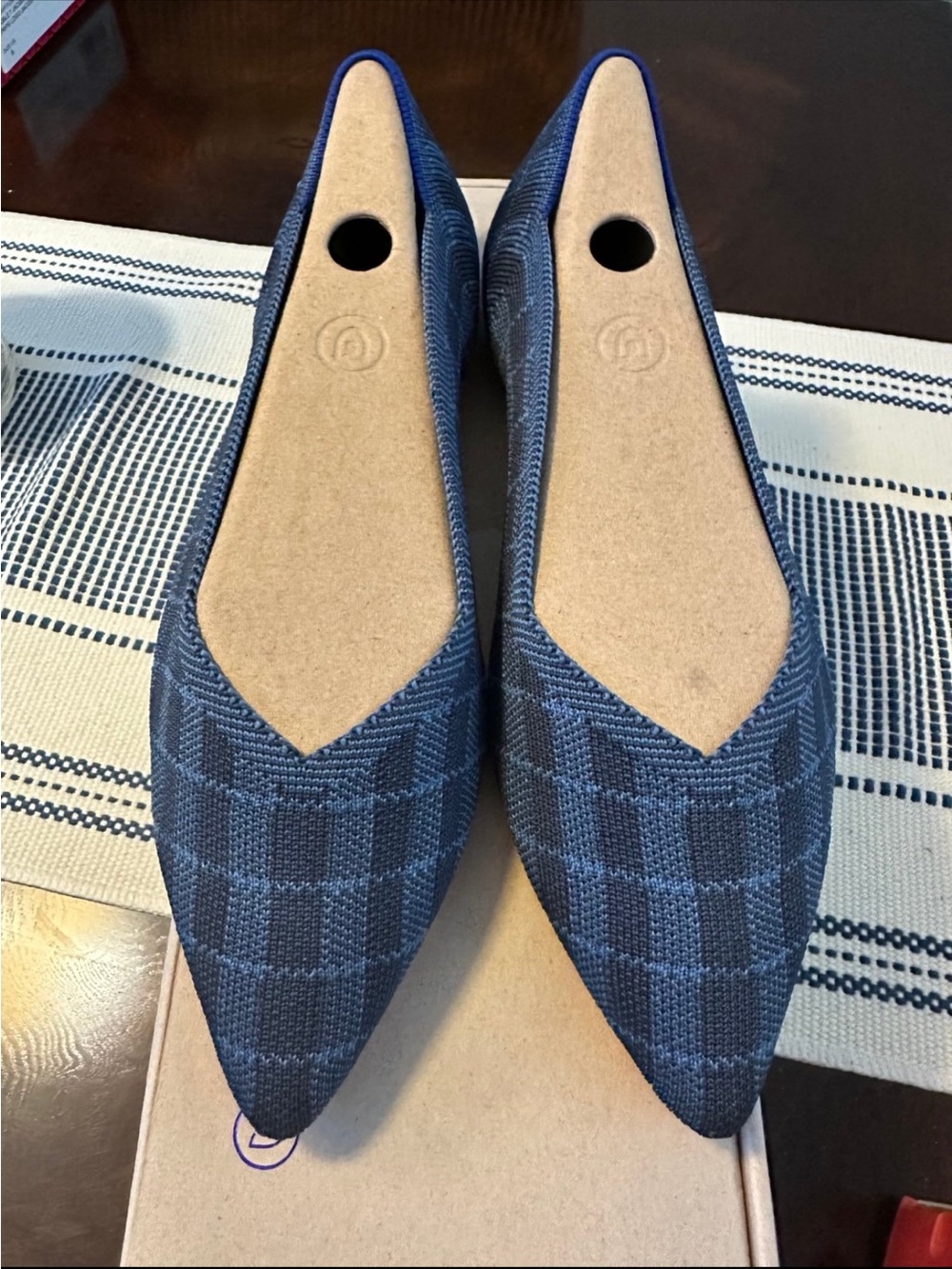 Rothy’s Indigo Gingham Points Women’s Flats
Size 9.5